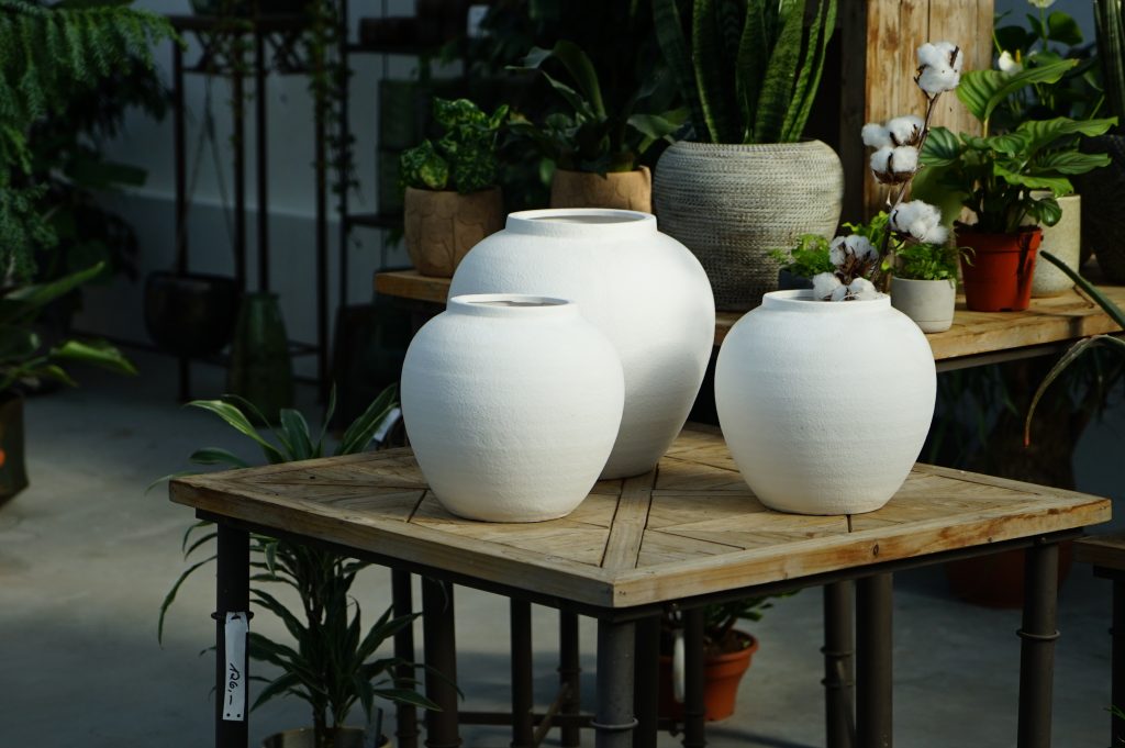 weiße Vase